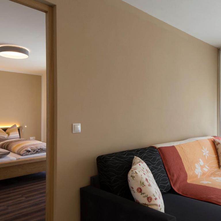 Alpenblick Nr 6 - Appartamento Deluxe con 2 Camere da Letto e Vista Giardino - 9