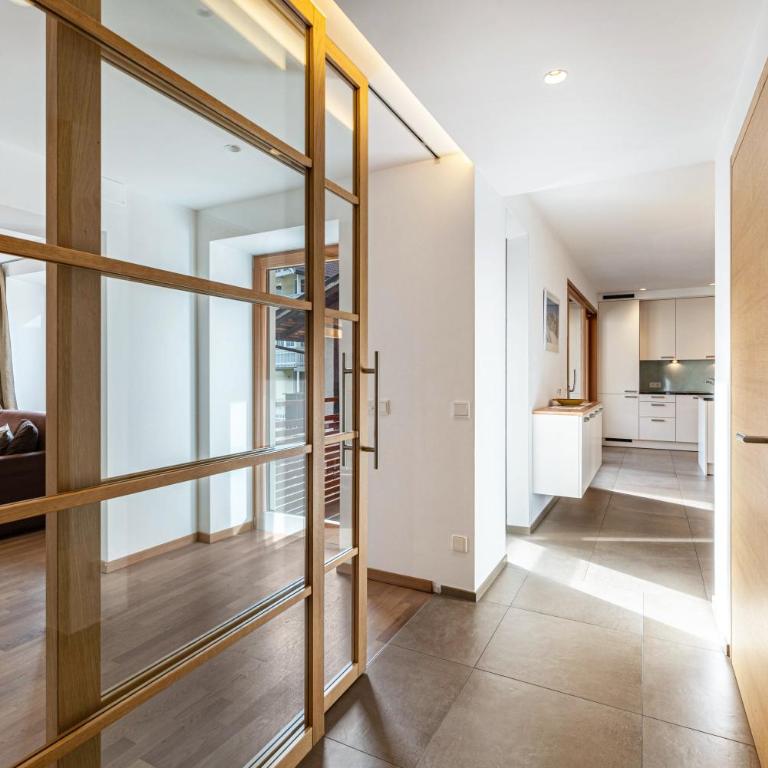 Cesa Stefania - Appartamento Premium con 3 Camere da Letto e Balcone - 13