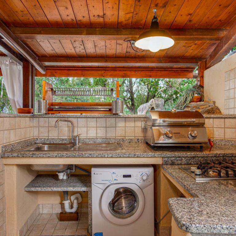 Ginepri - Two-Bedroom Deluxe Apartment with Garden View - 19