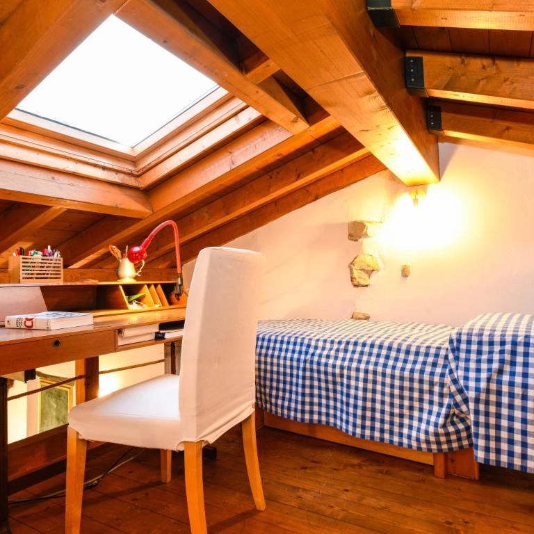 Attic in the center of Salò - Appartamento Superior con 1 Camera da Letto e Balcone - 17