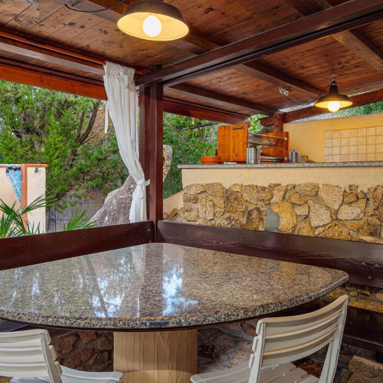 Ginepri - Two-Bedroom Deluxe Apartment with Garden View - 18