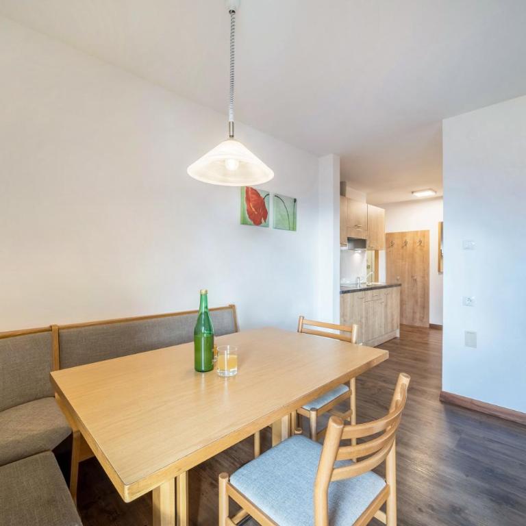 Kammerhof Apartment Birne - Appartamento Deluxe con 2 Camere da Letto e Vista Giardino - 9