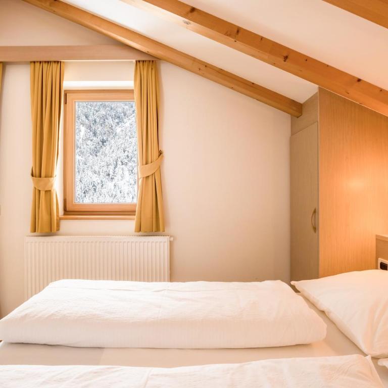 Runcac Apt Roterins - Appartamento Superior con 1 Camera da Letto e Balcone - 2
