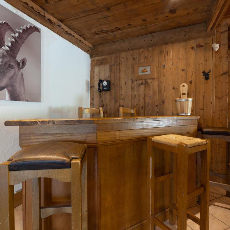 Ferme de Faustine 2 - piscine - Appartement 2 Chambres avec Vue sur la Montagne - 19