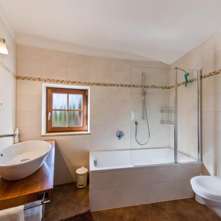 Florerhof Ferienwohnung Flieder - Appartamento Deluxe con 2 Camere da Letto e Vista Giardino - 12