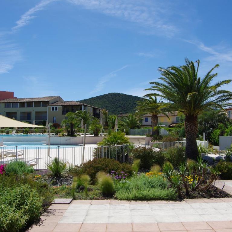 Villa Domaine du golf de Roquebrune - Villa - Vue sur Mer - 2