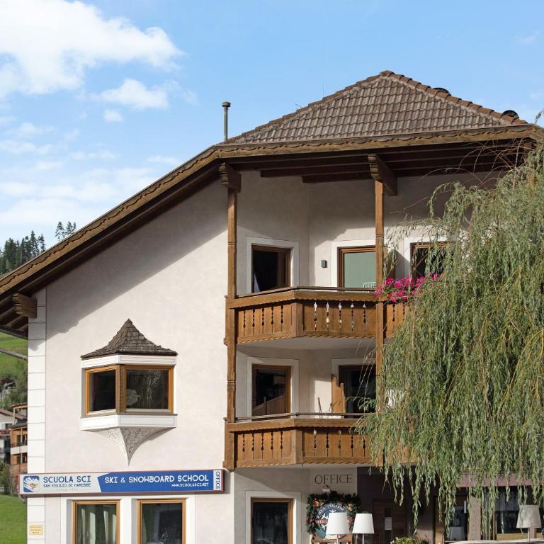 Rosalpina Apt 2 - Appartamento Deluxe con 2 Camere da Letto e Balcone - 10