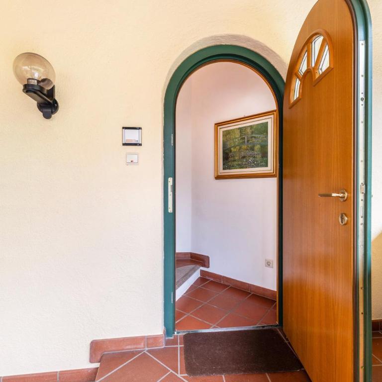 Weingut Lieselehof Apt Panorama - Two-Bedroom Deluxe Apartment with Garden View - 13