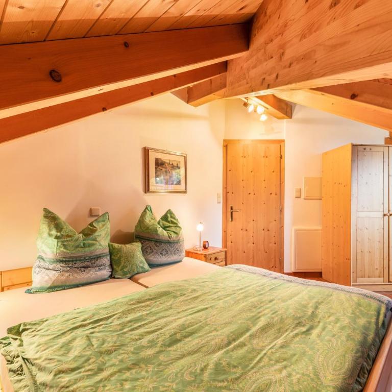 Weingut Lieselehof Apt Panorama - Two-Bedroom Deluxe Apartment with Garden View - 9