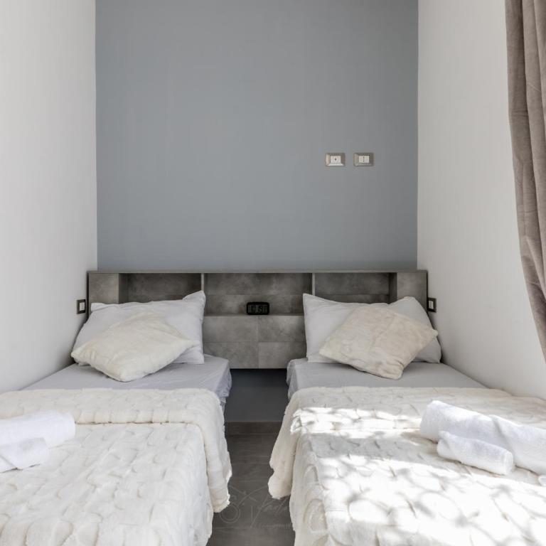 Gordiani Guest House - Camera Tripla con Doccia - 3