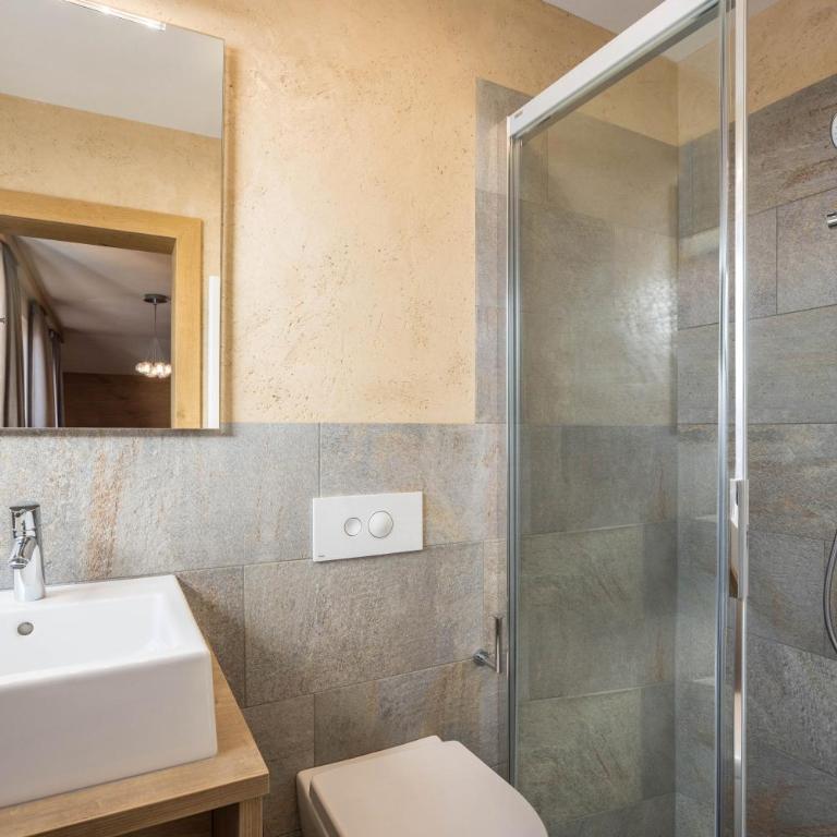 Rosalpina Apt 2 - Appartamento Deluxe con 2 Camere da Letto e Balcone - 21