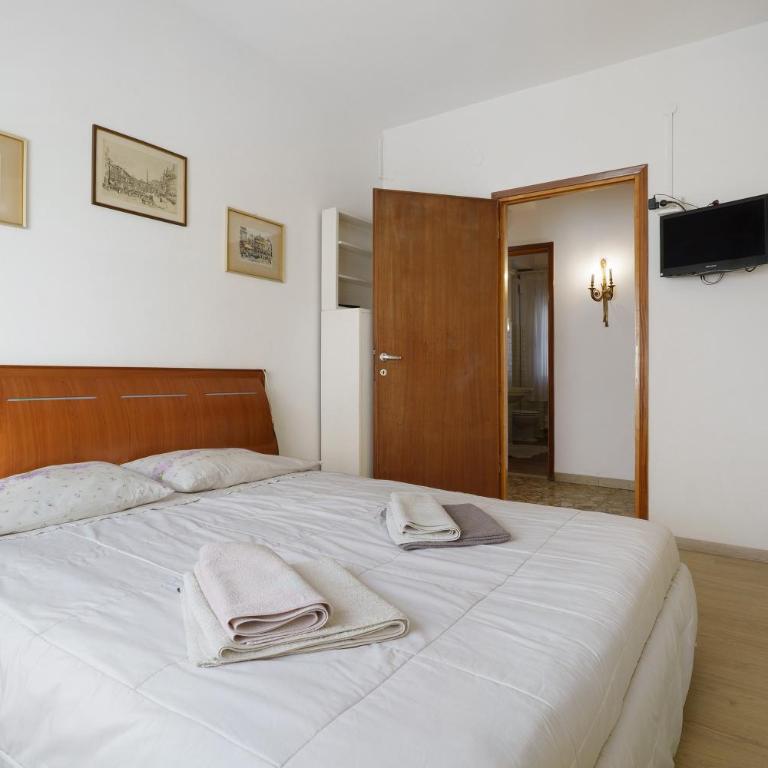 Venice Apartment - Superior Apartment with City View - 17