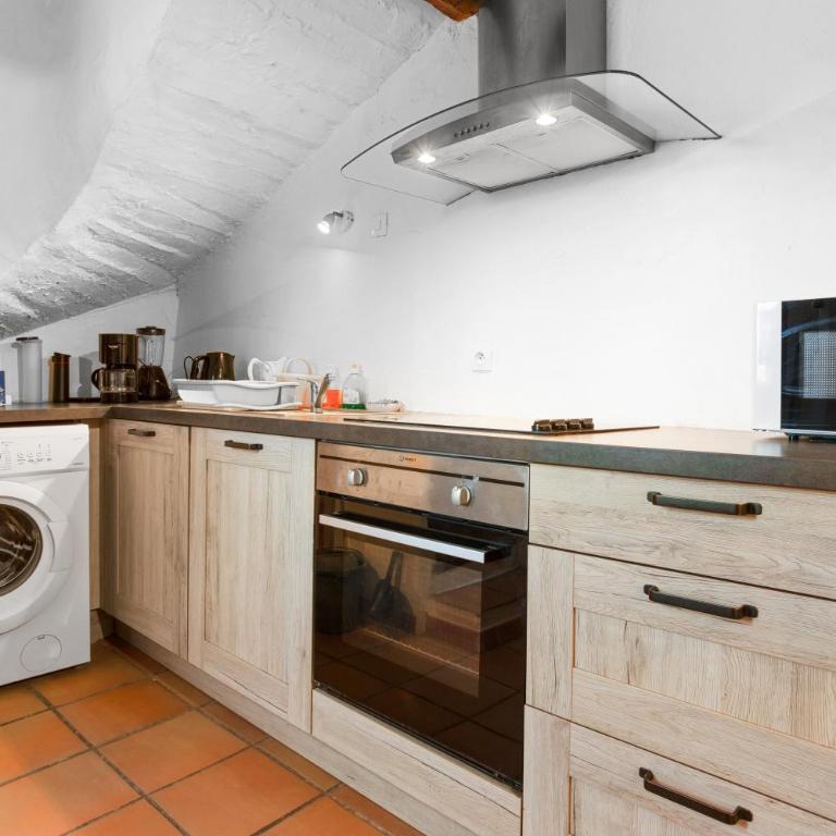 Gite Gigi Dans Bastide Provencale - Appartement avec Terrasse - 8