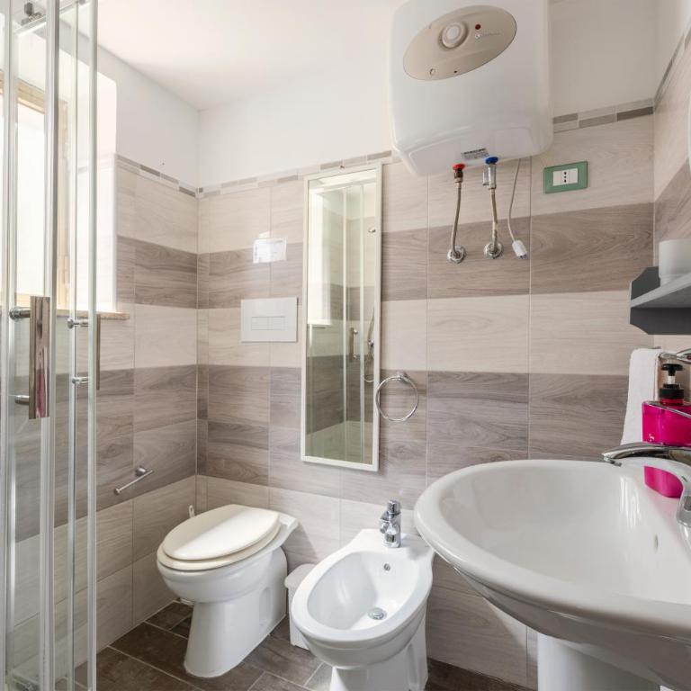 Casa Nica - Appartamento Superior con 1 Camera da Letto e Balcone - 13