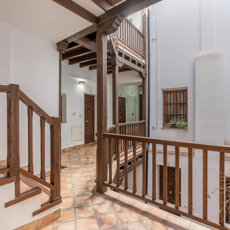 Apartment Elvira Street with Wifi - Superior Apartment with City View - 19