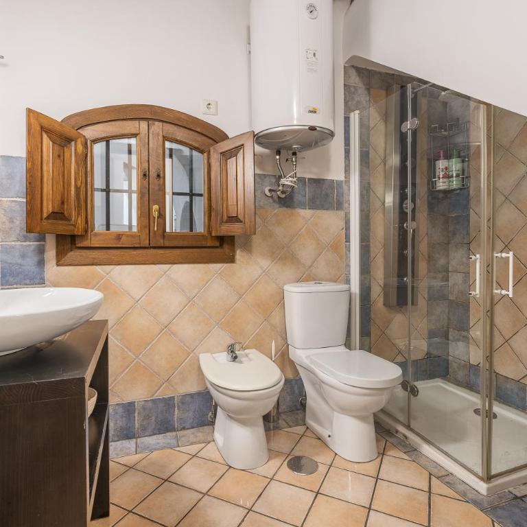 Apartment Elvira Street with Wifi - Superior Apartment with City View - 16
