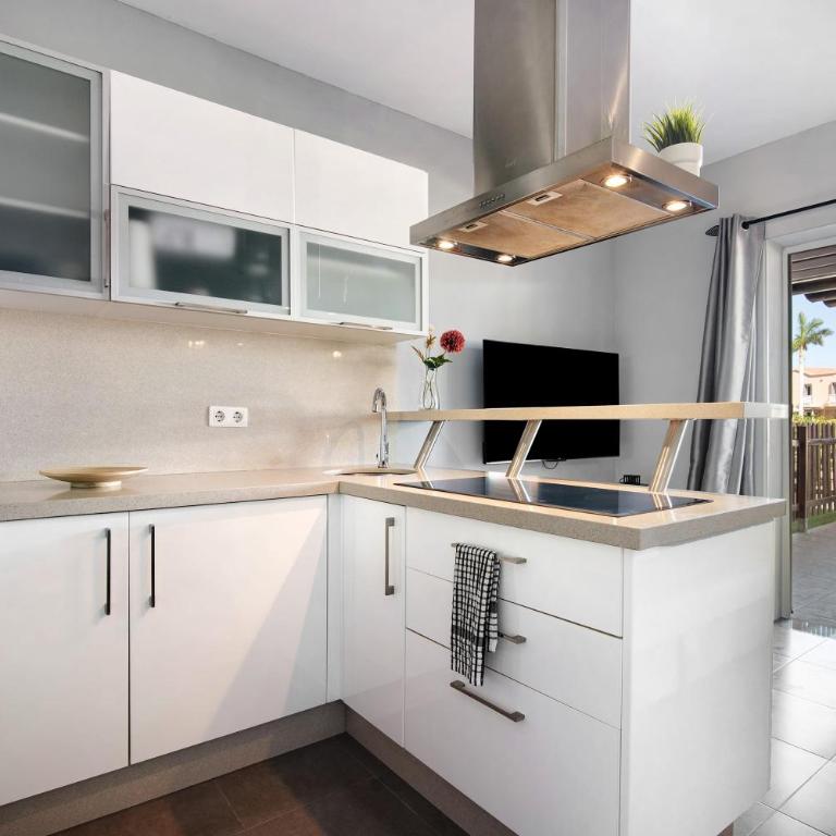 Place Oasis Green Luxury Pool - Apartamento Superior de 1 dormitorio con balcón - 8