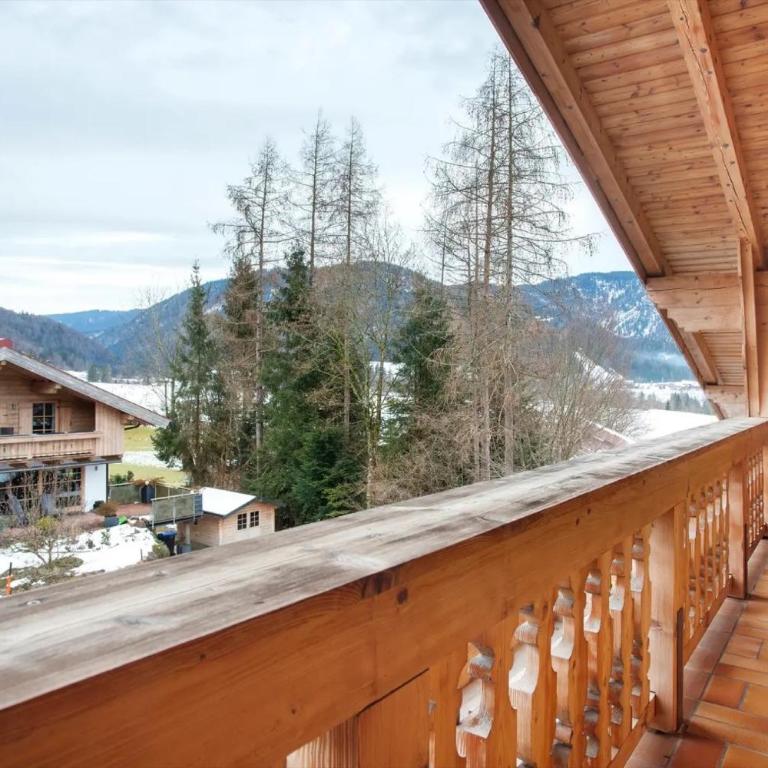 Gästehaus Panorama - Appartement 6 - Deluxe-Apartment mit 2 Schlafzimmern und Gartenblick - 10