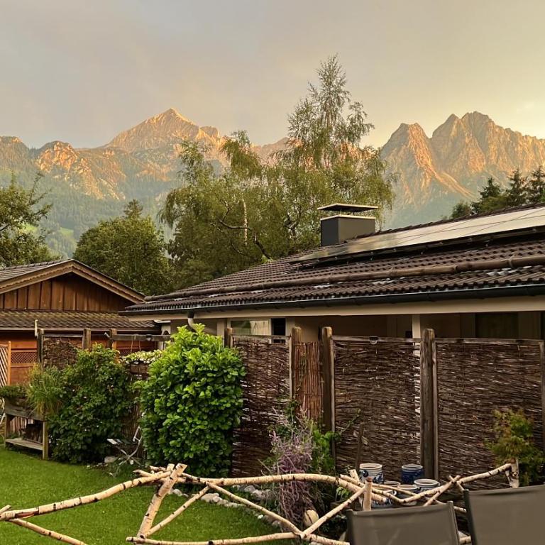 Ferienwohnung am Wehr - Three-Bedroom Apartment with Mountain View - 38