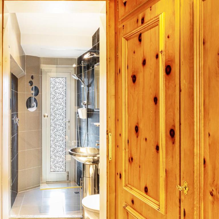 Ferienwohnung am Wehr - Three-Bedroom Apartment with Mountain View - 31