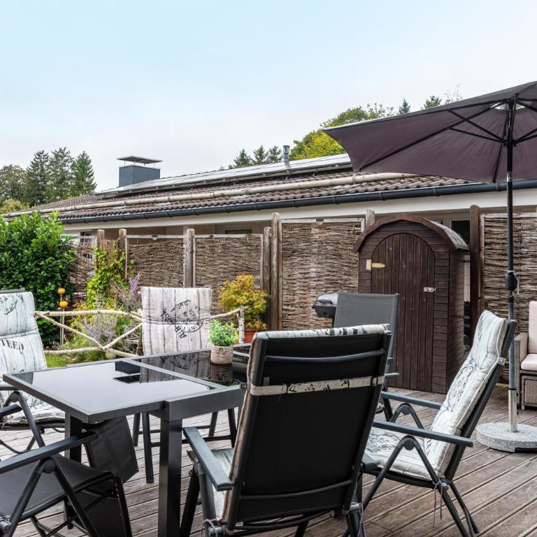 Ferienwohnung am Wehr - Three-Bedroom Apartment with Mountain View - 36