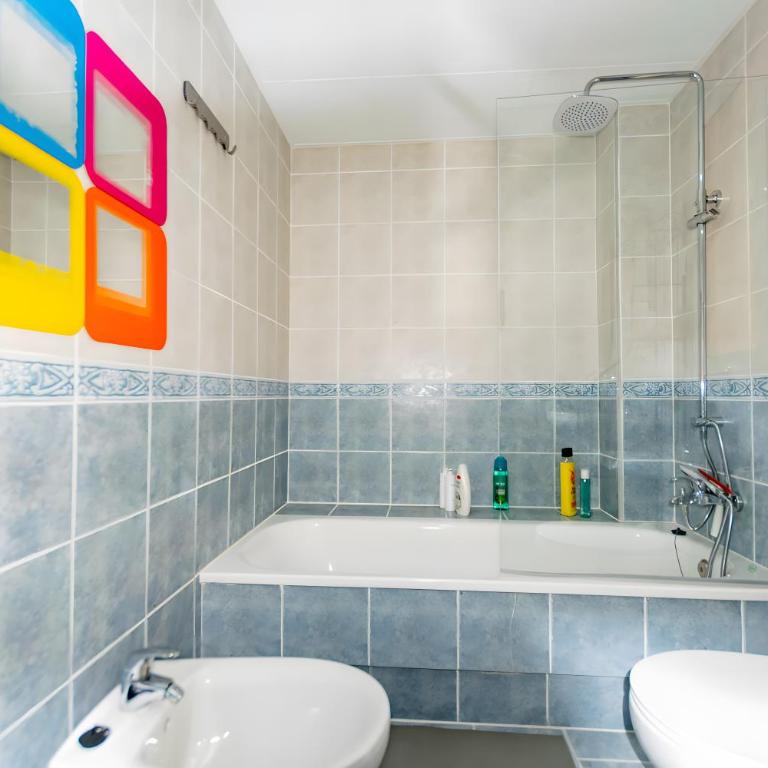 Apartment In Teatinos - Three-Bedroom House - 10