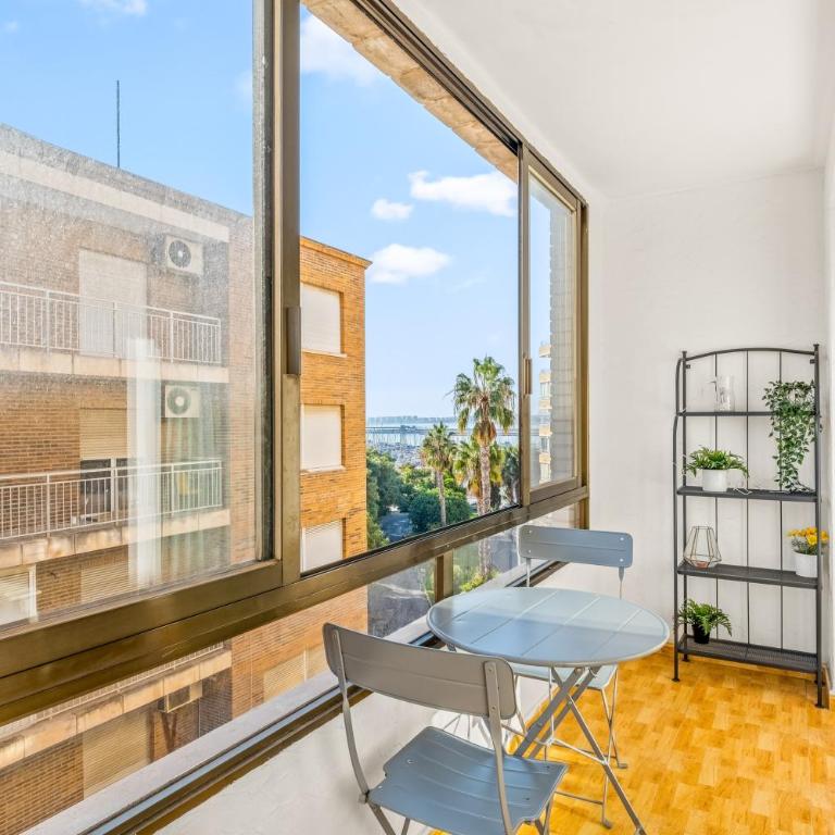 Unique Apartahotel 4-2 - Habitación Triple con ducha - 7