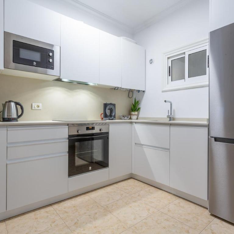Apartamento Luminoso Con Terraza - Apartamento Superior de 1 dormitorio con balcón - 9