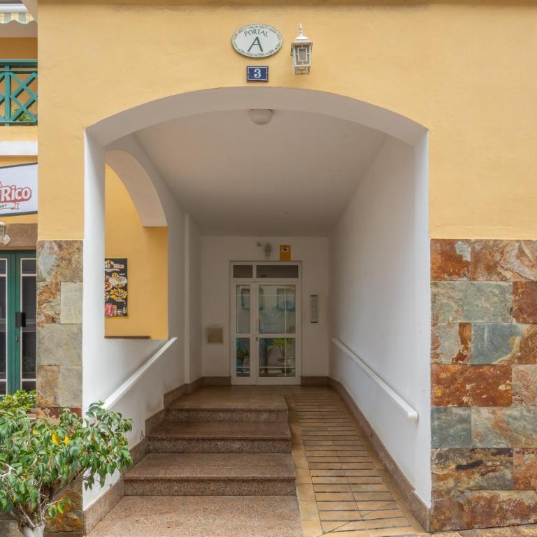 Apartamento Luminoso Con Terraza - Apartamento Superior de 1 dormitorio con balcón - 29