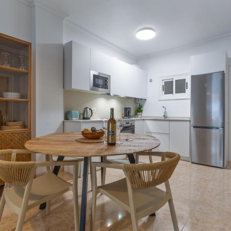 Apartamento Luminoso Con Terraza - Apartamento Superior de 1 dormitorio con balcón - 8