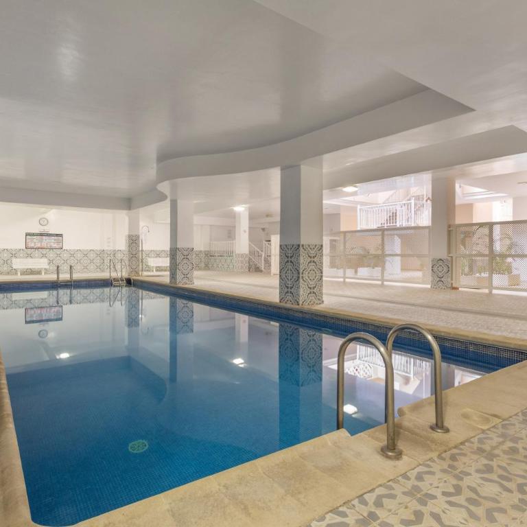 Apartamento Luminoso Con Terraza - Apartamento Superior de 1 dormitorio con balcón - 26