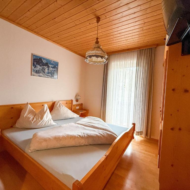 Die Kromarin - Deluxe-Apartment mit 2 Schlafzimmern und Gartenblick - 17
