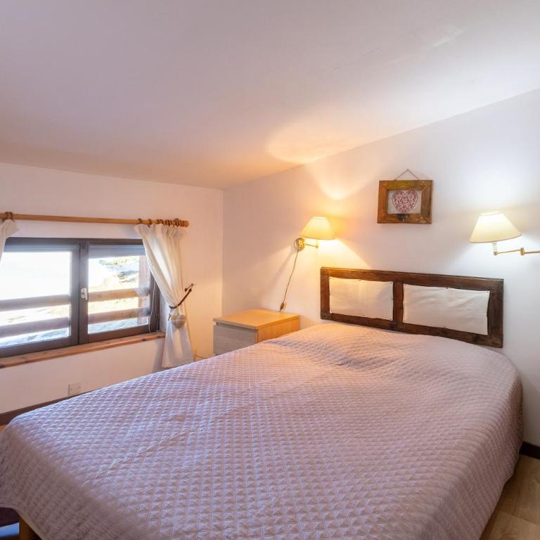 L'Alpazen Jouve Duplex - Two-Bedroom Deluxe Apartment with Garden View - 10