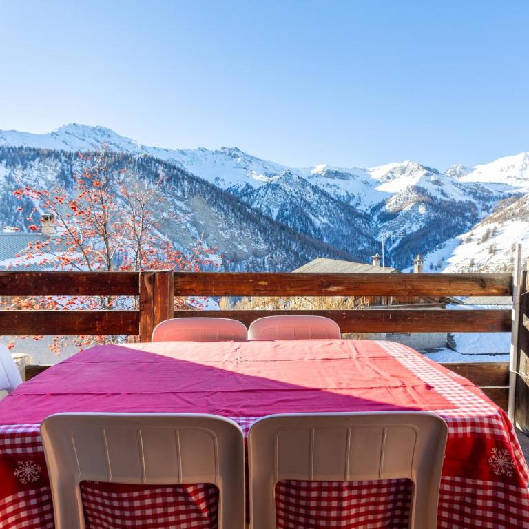 L'Alpazen Jouve Duplex - Two-Bedroom Deluxe Apartment with Garden View - 17