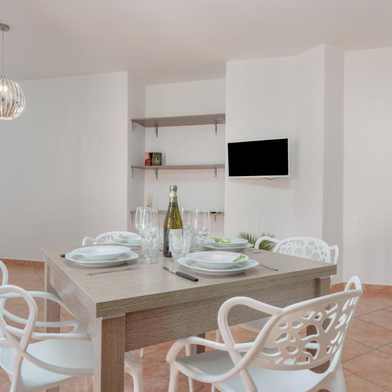 Carmen House - Appartamento Superior con 1 Camera da Letto e Balcone - 7