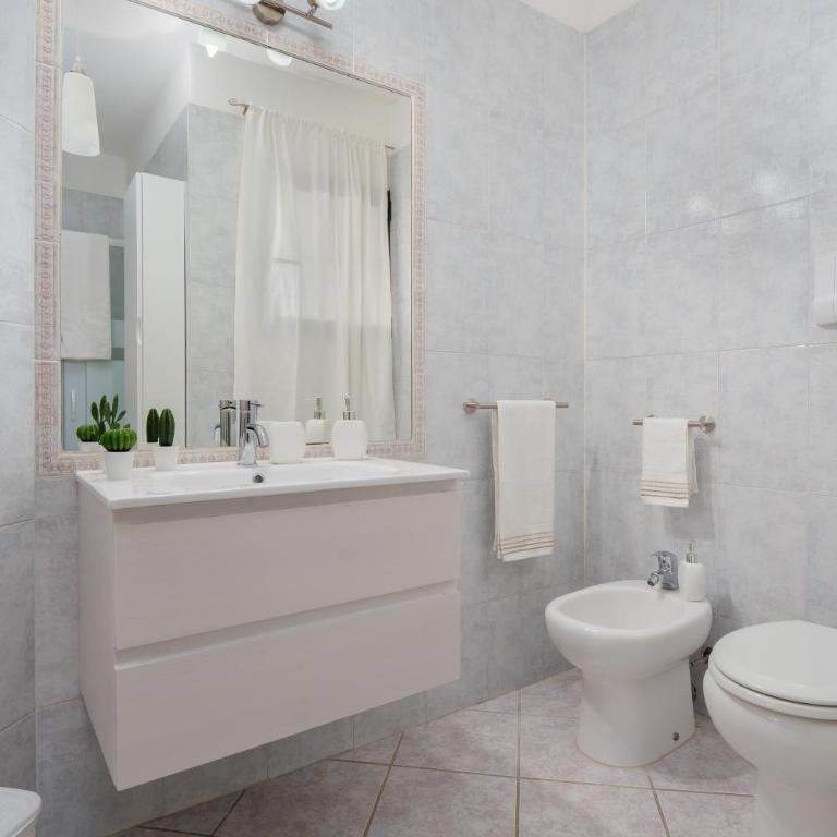 Carmen House - Appartamento Superior con 1 Camera da Letto e Balcone - 18