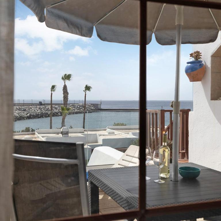 Puerto Chico 8 - Studio Apartment with Sea View - 12