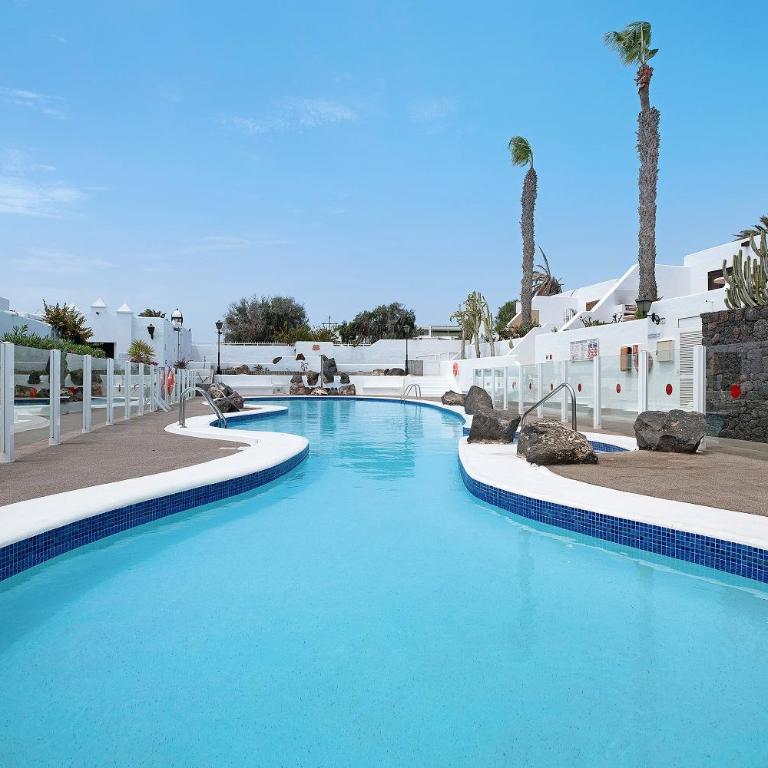 Puerto Chico 8 - Studio Apartment with Sea View - 19
