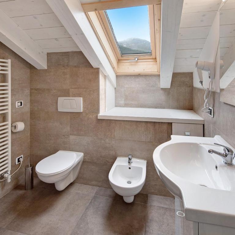 Appartamenti Arcobaleno Bianco - Appartamento Deluxe con 2 Camere da Letto e Vista Giardino - 20