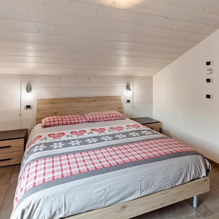 Appartamenti Arcobaleno Bianco - Appartamento Deluxe con 2 Camere da Letto e Vista Giardino - 17