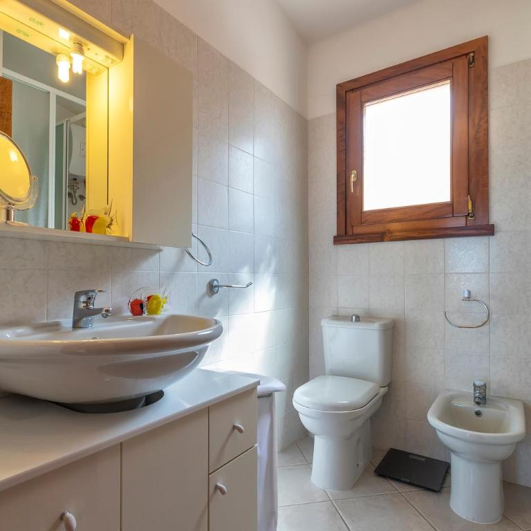 Bella Vista Castelsardo - Appartamento Superior con 1 Camera da Letto e Balcone - 14
