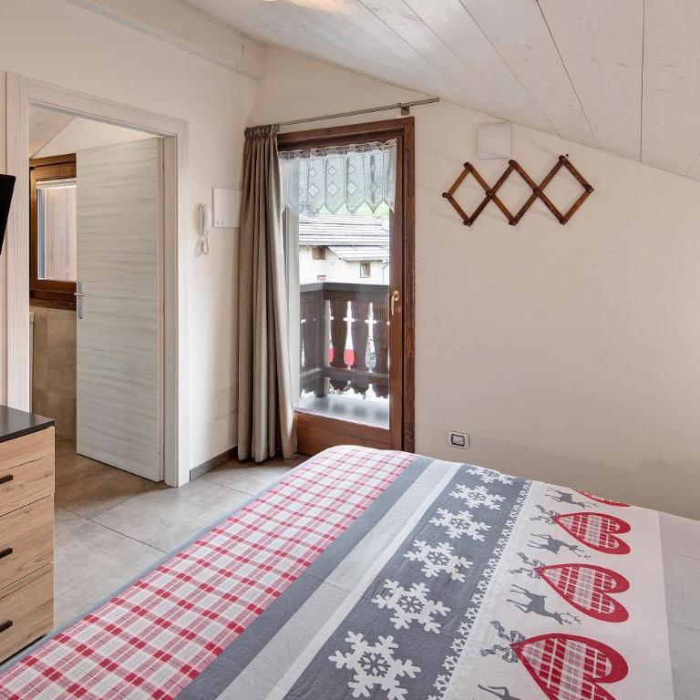 Appartamenti Arcobaleno Bianco - Appartamento Deluxe con 2 Camere da Letto e Vista Giardino - 19