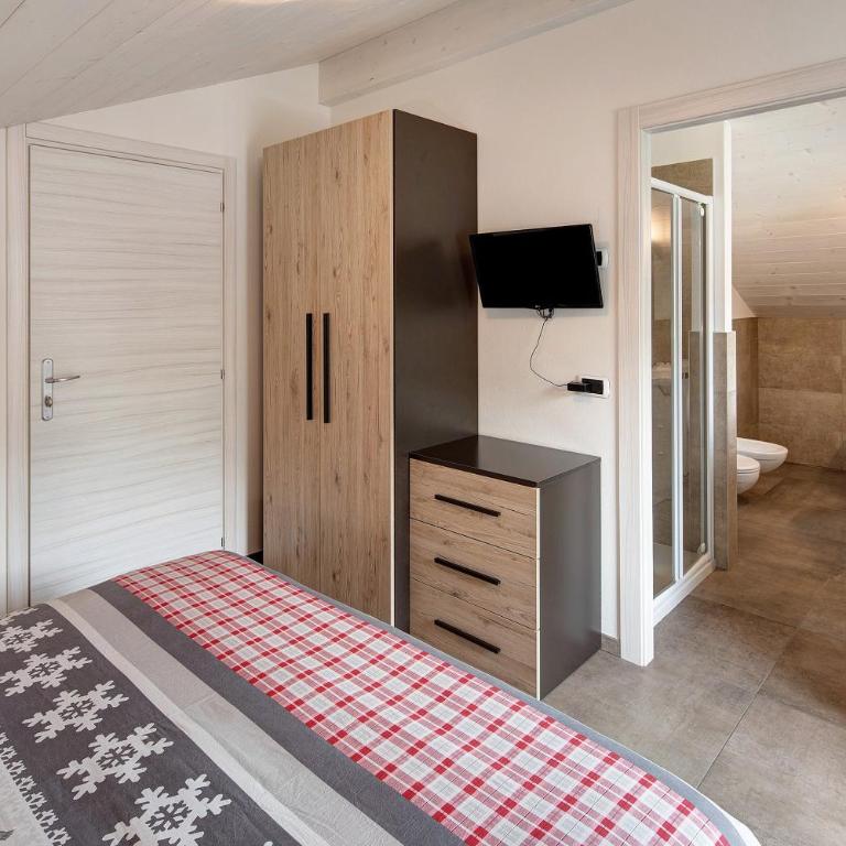 Appartamenti Arcobaleno Bianco - Appartamento Deluxe con 2 Camere da Letto e Vista Giardino - 18