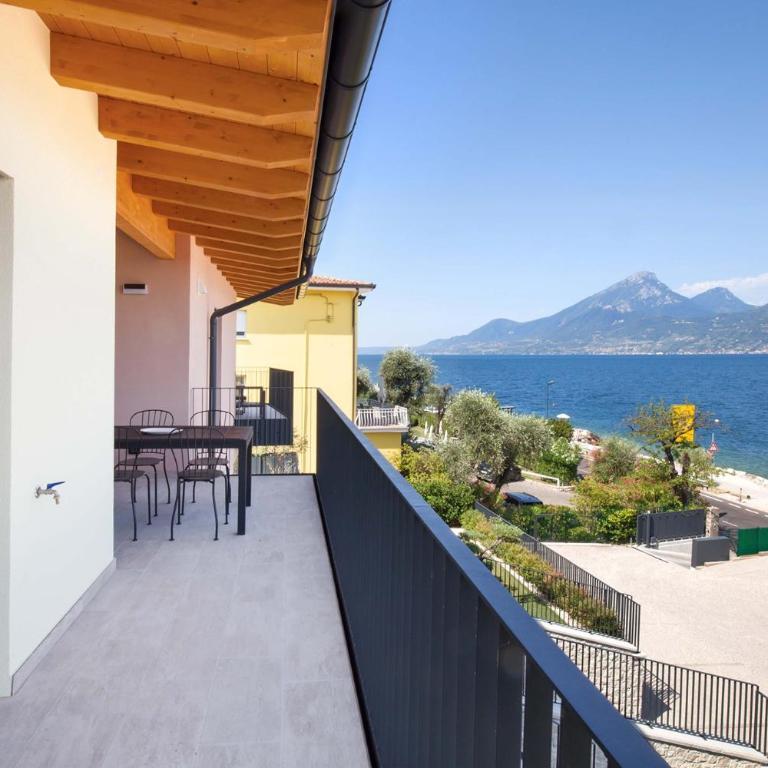 Pèler Apartament - Appartamento Deluxe con 2 Camere da Letto e Balcone - 11
