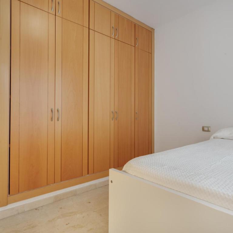 Apartamento Centro con Aparcamiento - Casa de 2 dormitorios - 12