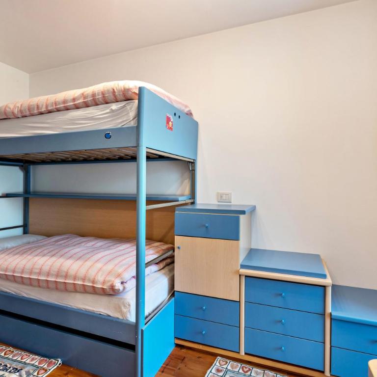 Casa Loretta - Appartamento Premium con 3 Camere da Letto e Balcone - 16
