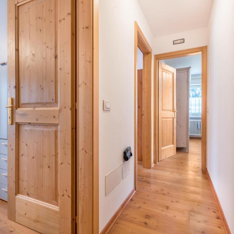 Casa Loretta - Appartamento Premium con 3 Camere da Letto e Balcone - 22