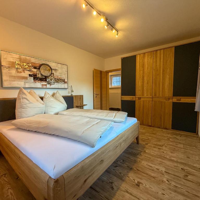 Die Kromarin - Deluxe-Apartment mit 2 Schlafzimmern und Gartenblick - 1