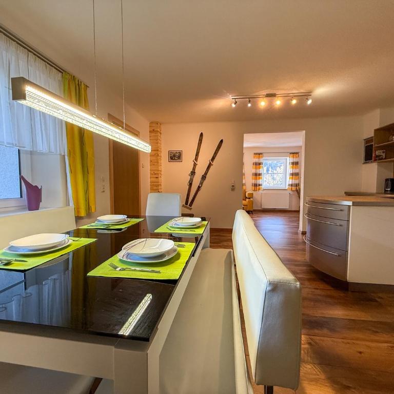 Die Kromarin - Deluxe-Apartment mit 2 Schlafzimmern und Gartenblick - 18