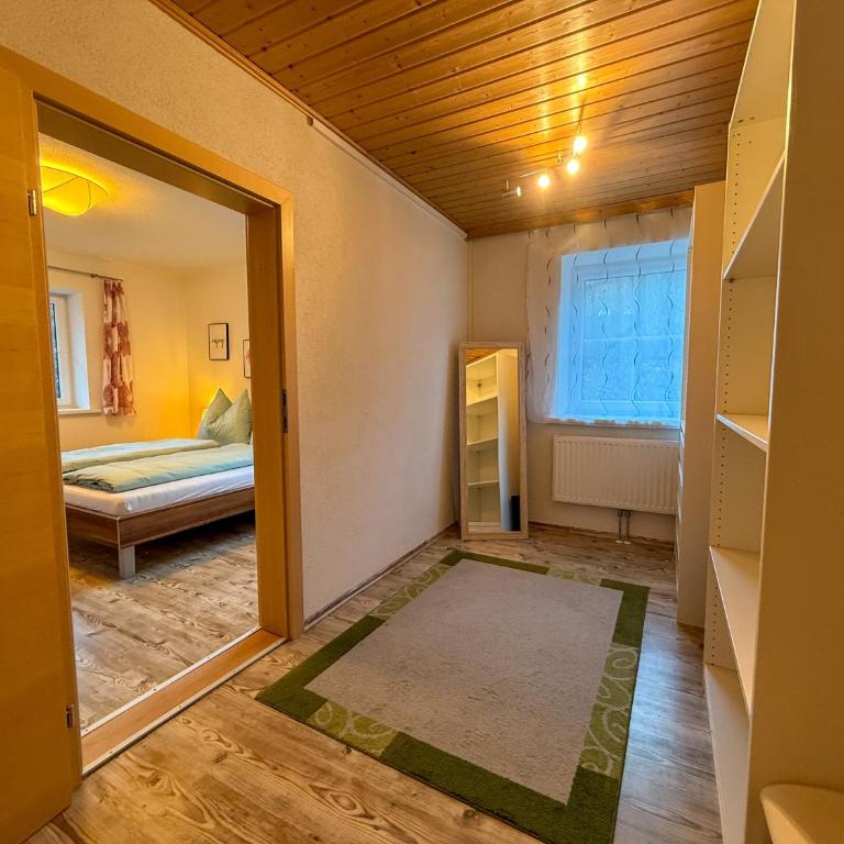 Die Kromarin - Deluxe-Apartment mit 2 Schlafzimmern und Gartenblick - 8